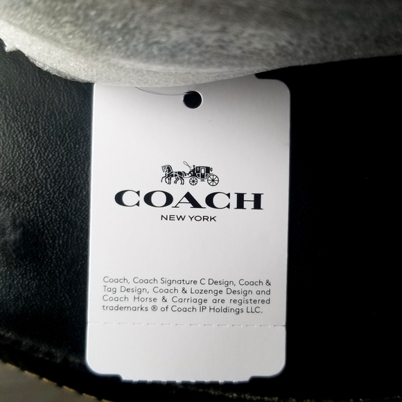 Coach │ Marvel Convertible BeltBag With Spider-Man - Picture 4 of 5